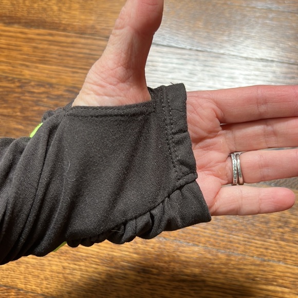 Nike Dri-Fit Hooded Long Sleeve Tee Size Small - Picture 13 of 16